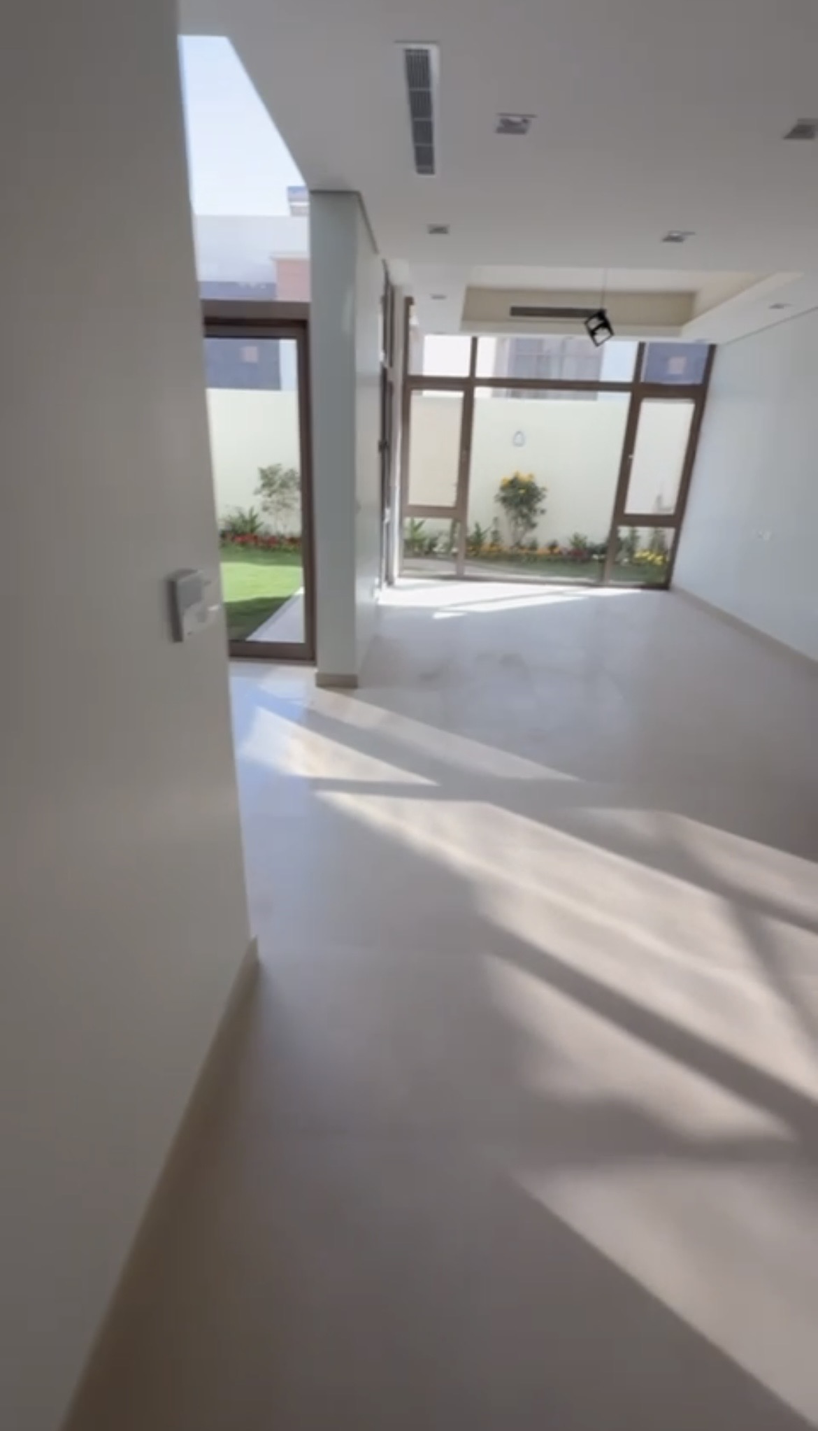 🏡 Corner Residential Villa for Rent in a Gated Compound